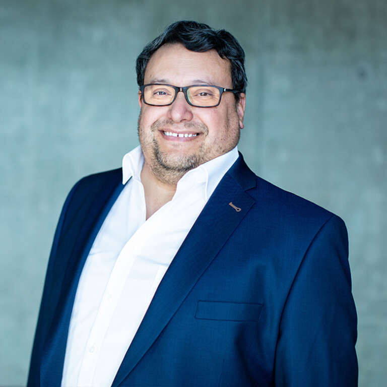 Hans Schmitz, Prokurist