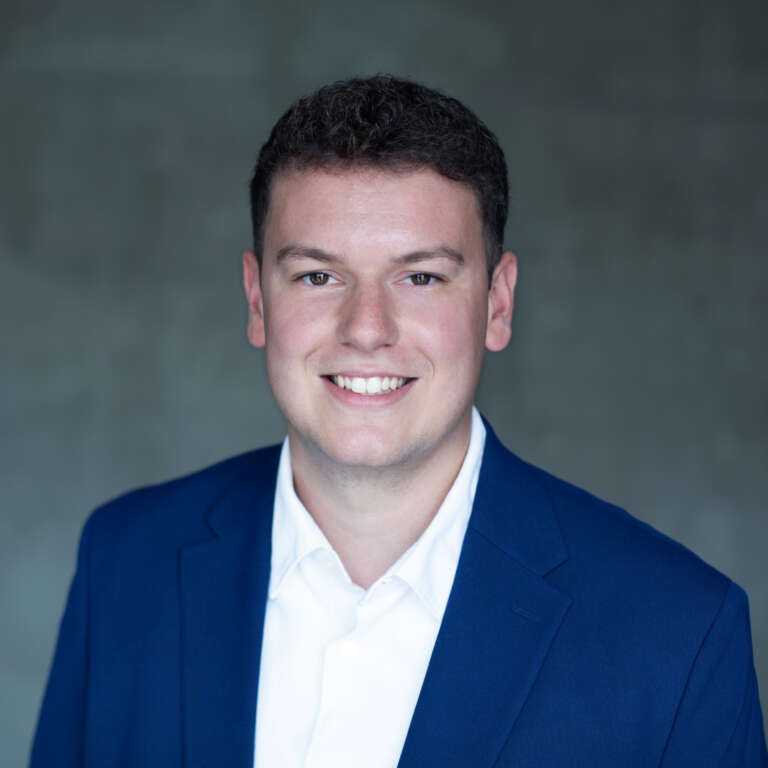 Bauteam_Adrian bearbeitet_NEU